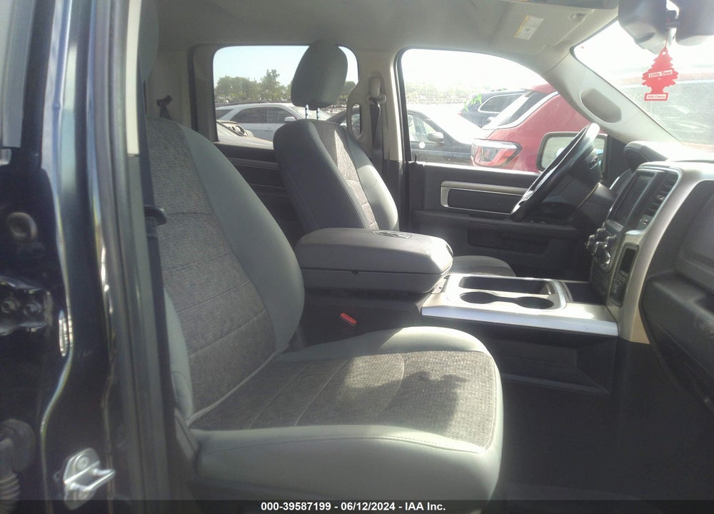 2019 RAM 1500 CLASSIC BIG HORN 4X4 5'7 BOX VIN: 1C6RR7LT8KS570340