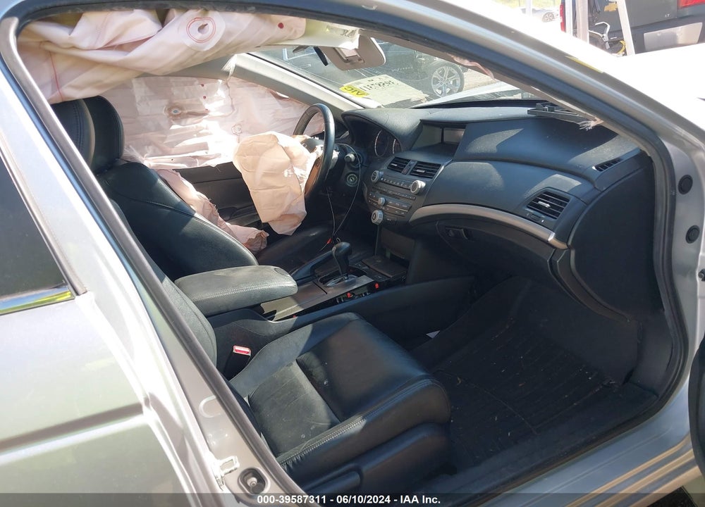 2011 HONDA ACCORD 2.4 SE VIN: 1HGCP2F67BA038937