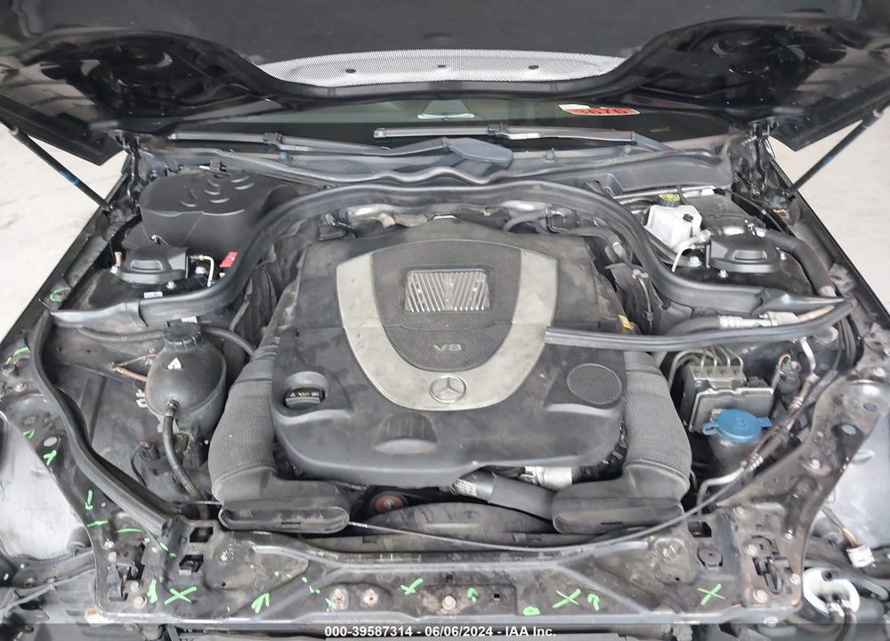 2010 MERCEDES-BENZ E 550 4MATIC VIN: WDDHF9AB1AA217130