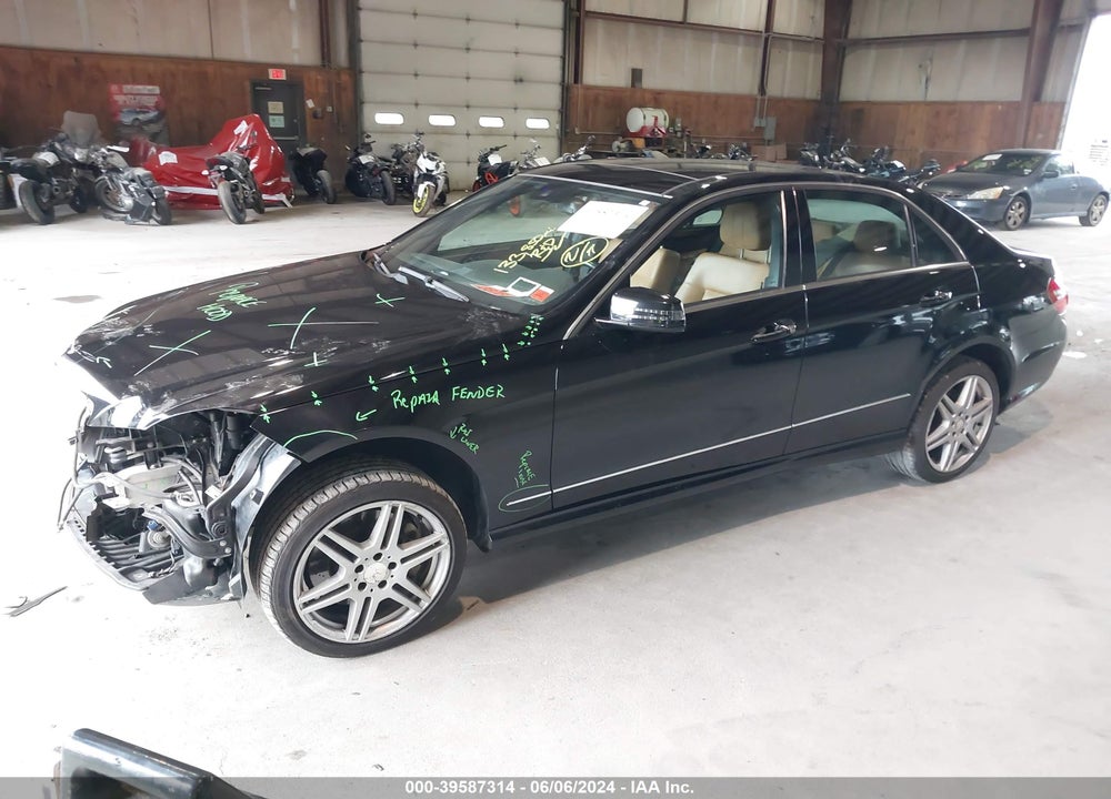 2010 MERCEDES-BENZ E 550 4MATIC VIN: WDDHF9AB1AA217130
