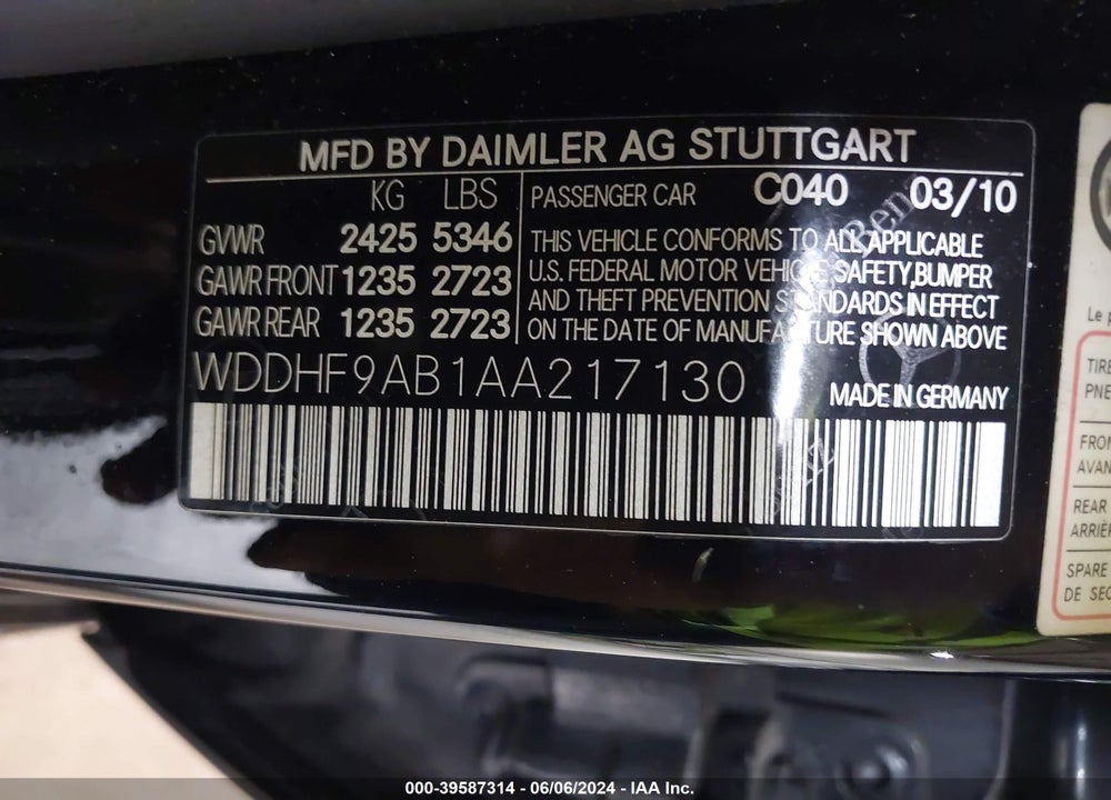 2010 MERCEDES-BENZ E 550 4MATIC VIN: WDDHF9AB1AA217130