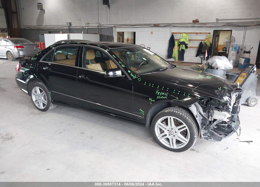2010 MERCEDES-BENZ E 550 4MATIC VIN: WDDHF9AB1AA217130