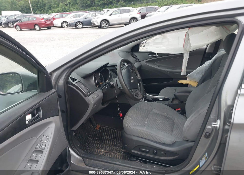 2014 HYUNDAI SONATA GLS VIN: 5NPEB4AC2EH844972