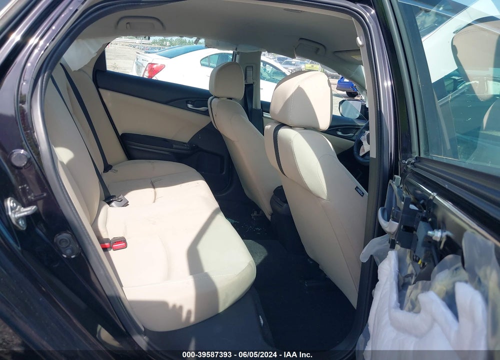 2018 HONDA CIVIC LX VIN: 2HGFC2F5XJH537019