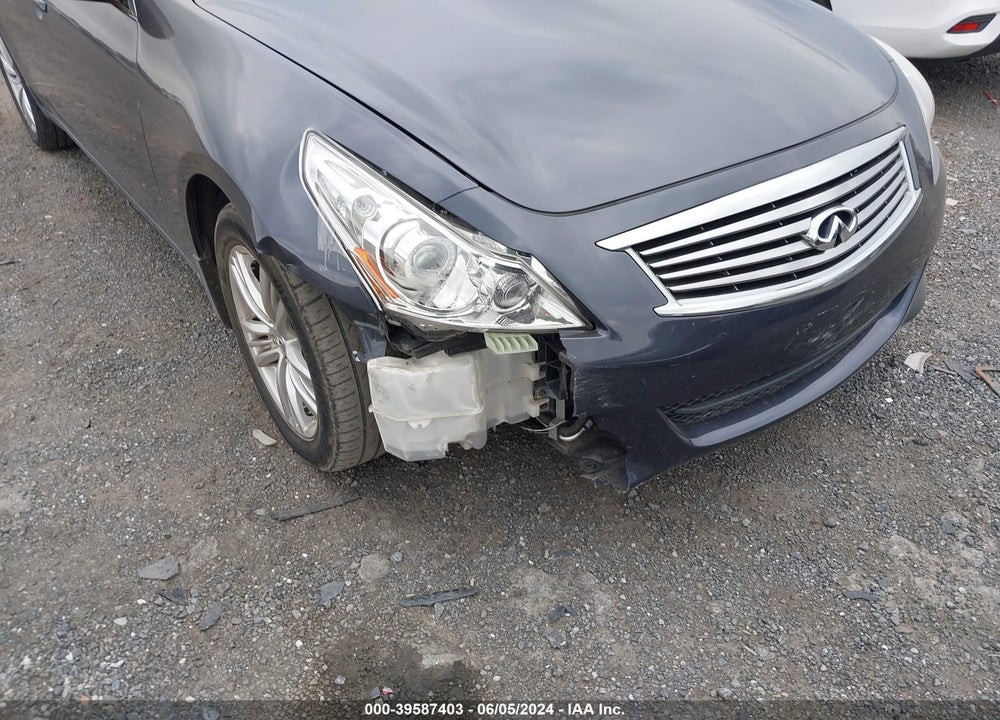 2011 INFINITI G37X VIN: JN1CV6AR2BM355698