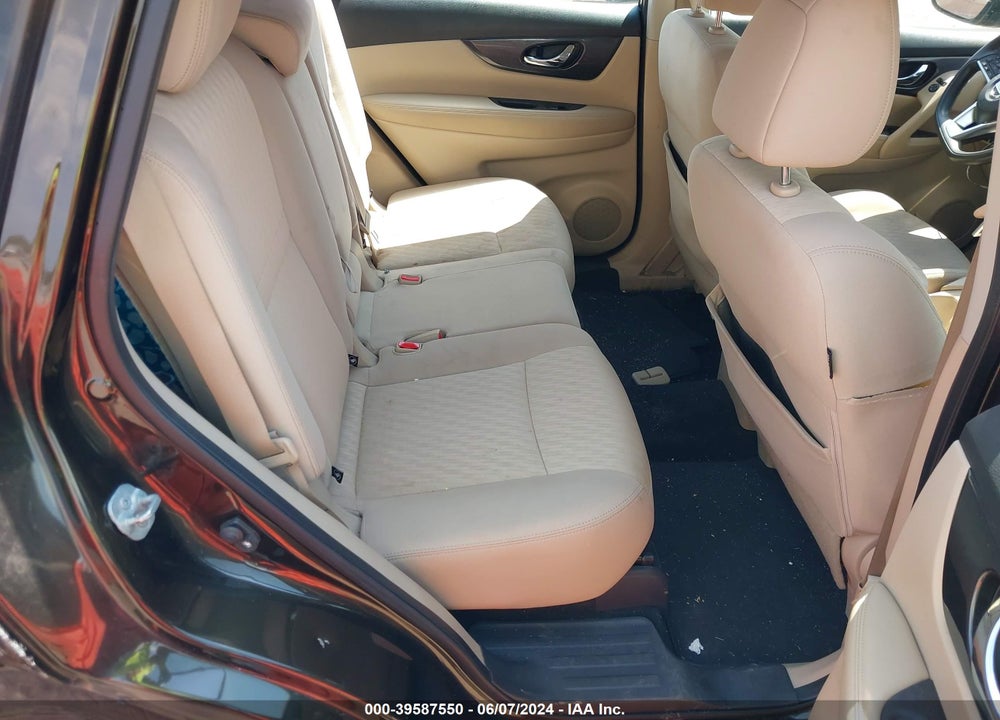 2017 NISSAN ROGUE S VIN: KNMAT2MT4HP525416