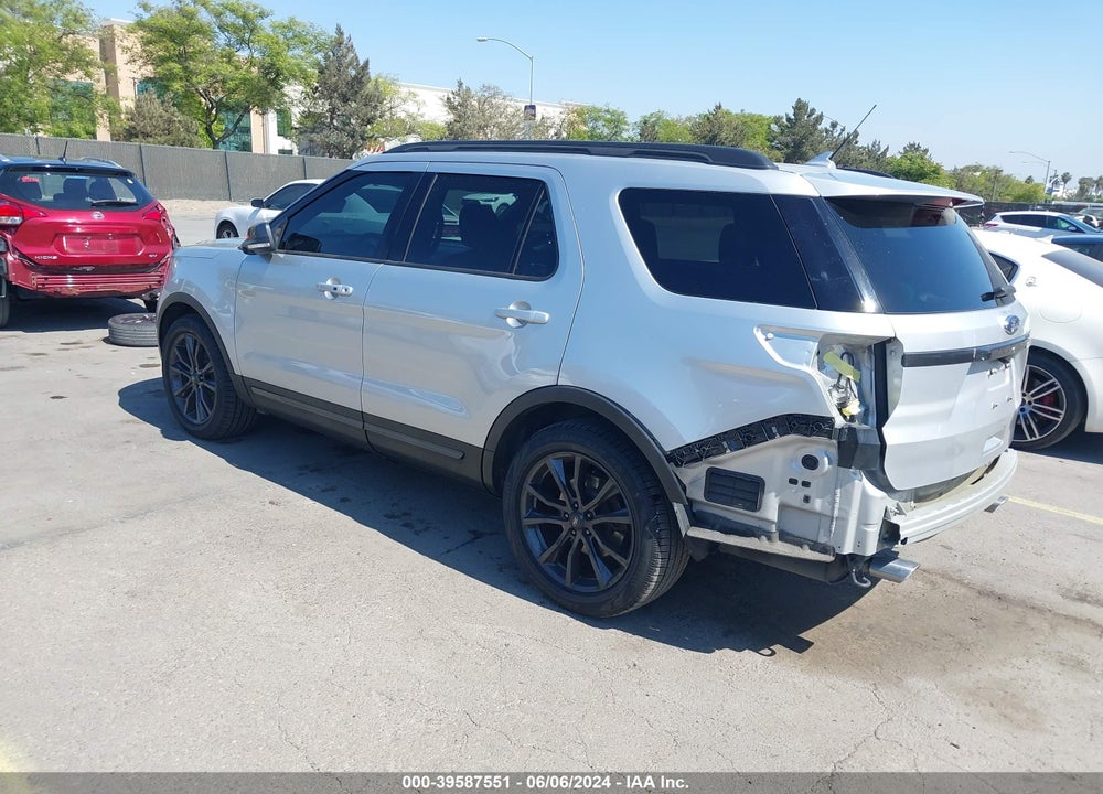 2018 FORD EXPLORER XLT VIN: 1FM5K7D88JGB56591