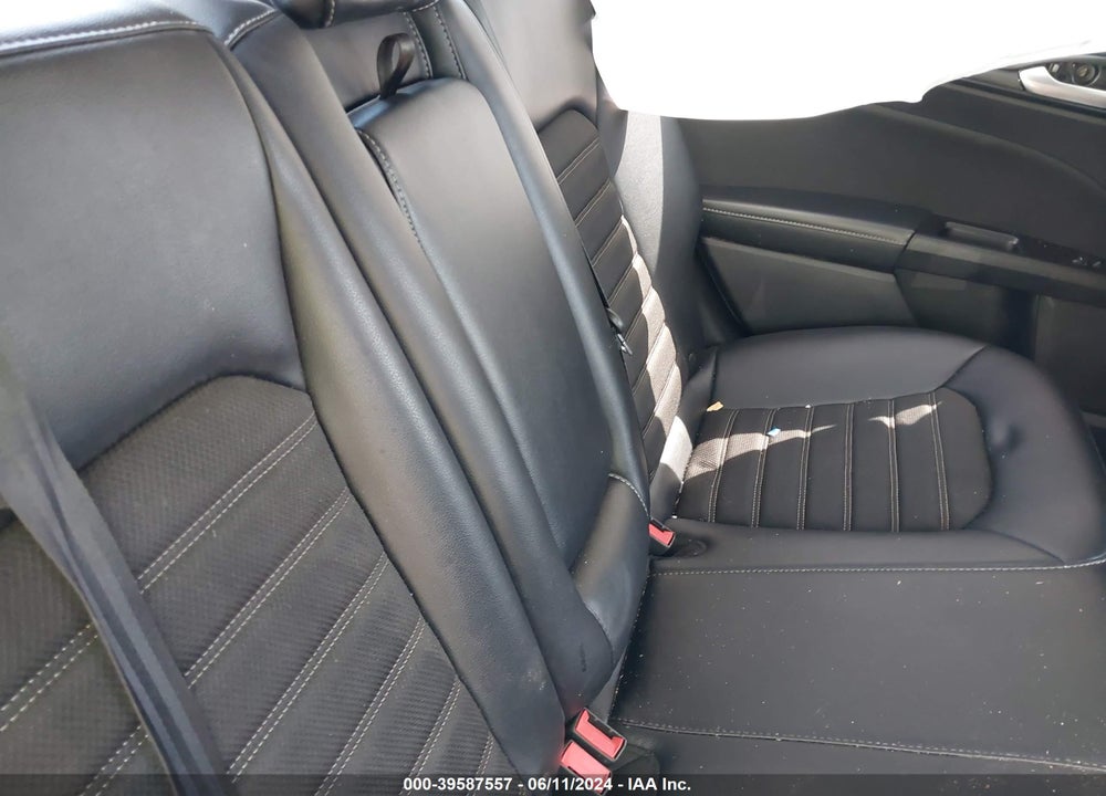 2018 FORD FUSION SE VIN: 3FA6P0H73JR272427