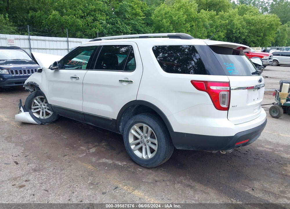 2014 FORD EXPLORER XLT VIN: 1FM5K8D86EGC01927