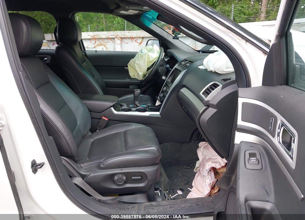 2014 FORD EXPLORER XLT VIN: 1FM5K8D86EGC01927