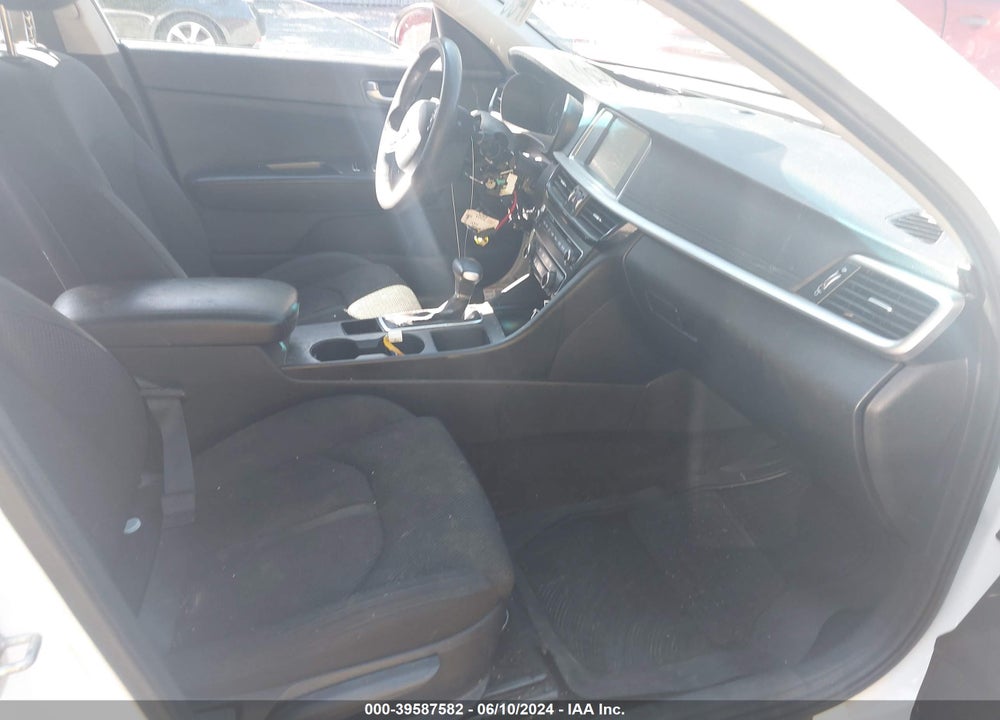 2019 KIA OPTIMA LX VIN: 5XXGT4L32KG278337