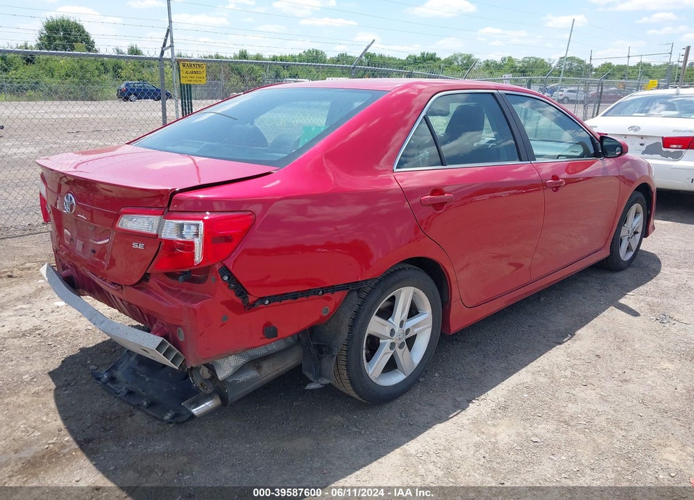 2014 TOYOTA CAMRY SE VIN: 4T1BF1FK3EU808439