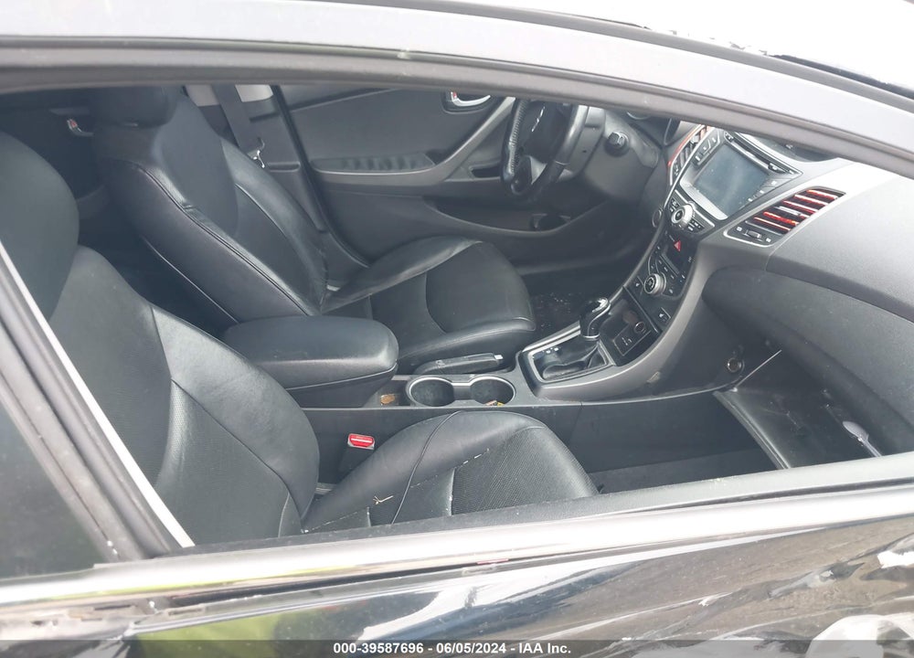 2015 HYUNDAI ELANTRA LIMITED VIN: KMHDH4AE7FU263644