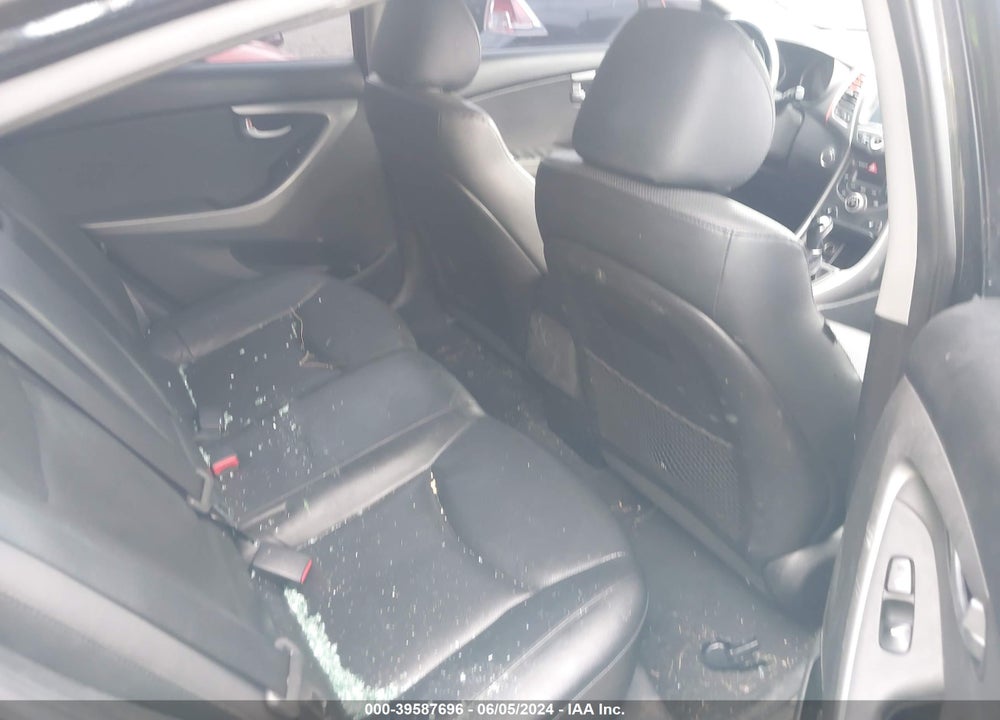 2015 HYUNDAI ELANTRA LIMITED VIN: KMHDH4AE7FU263644