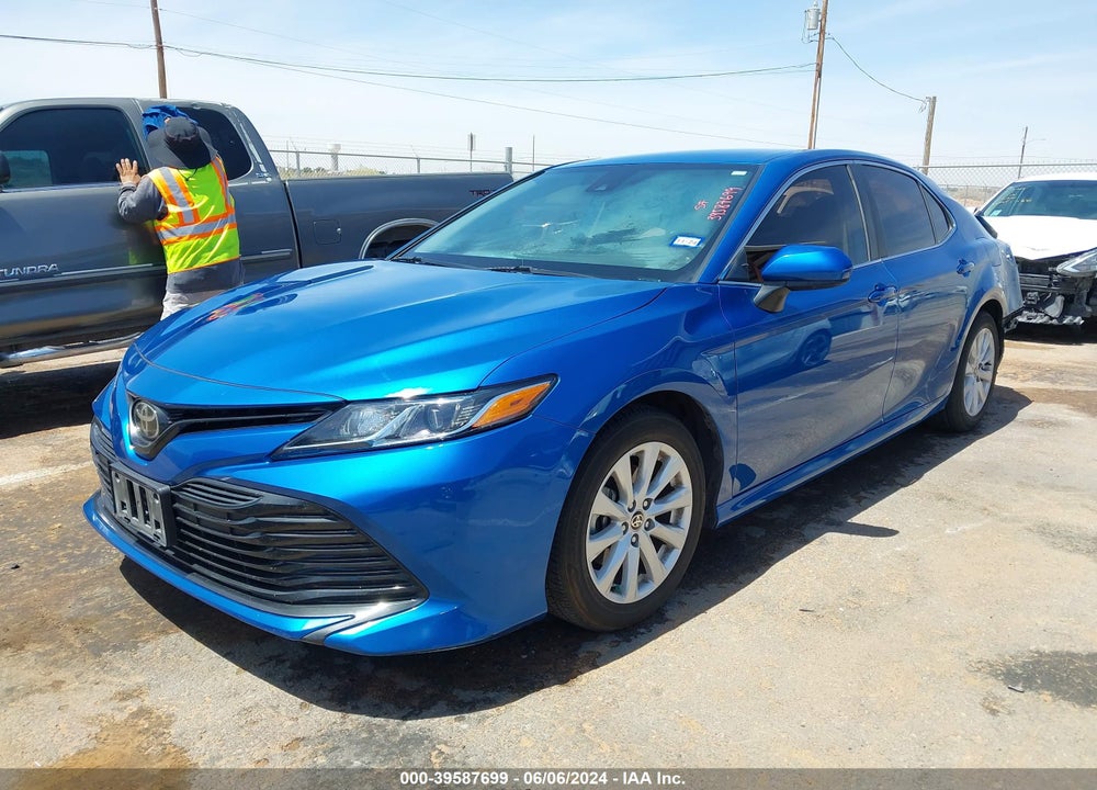 2020 TOYOTA CAMRY LE VIN: 4T1C11AK0LU390428