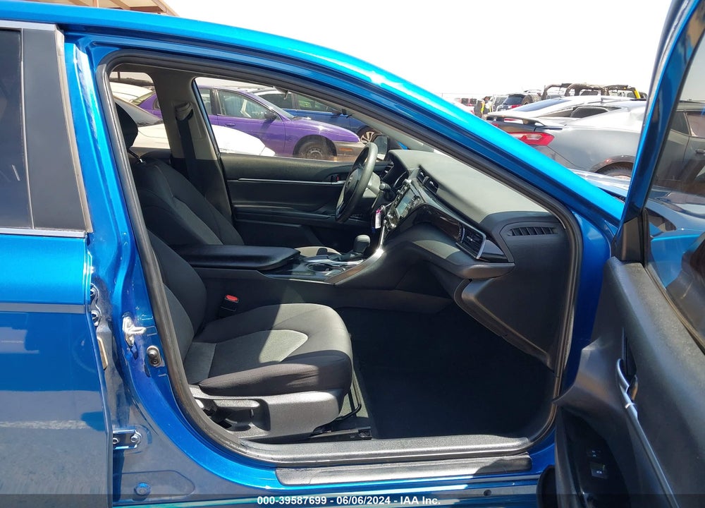 2020 TOYOTA CAMRY LE VIN: 4T1C11AK0LU390428