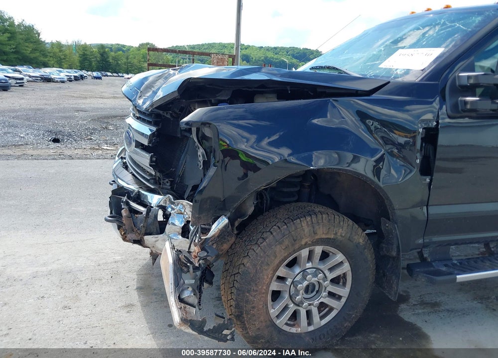 2019 FORD F-250 XLT VIN: 1FT7W2B63KEE00540