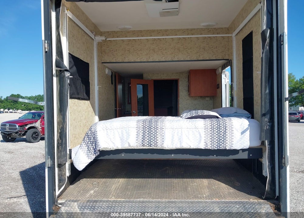 2010 FOREST RIVER CHEROKEE VIN: 4X4FCTN35AY202173