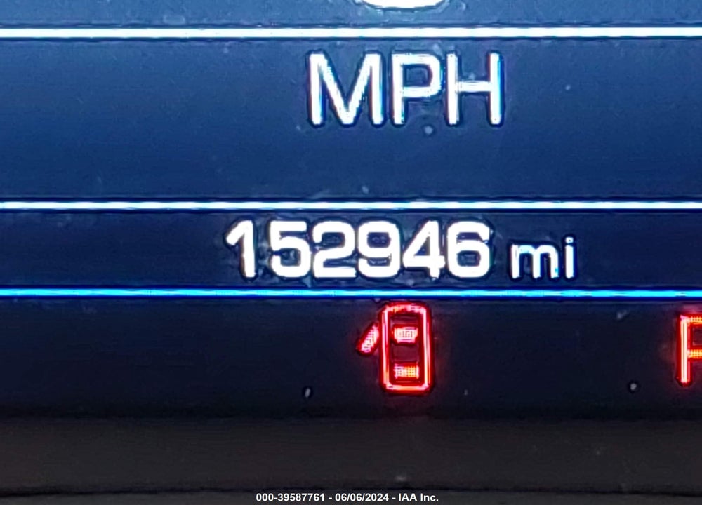 2019 CHEVROLET EQUINOX LT VIN: 2GNAXKEV8K6144848