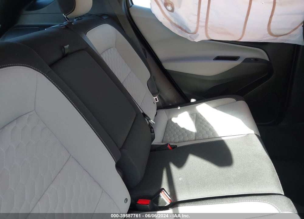 2019 CHEVROLET EQUINOX LT VIN: 2GNAXKEV8K6144848