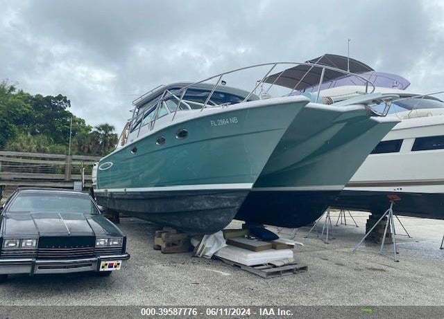 2005 GLACIER BAY CATAMARAN VIN: GLKJ1935G405