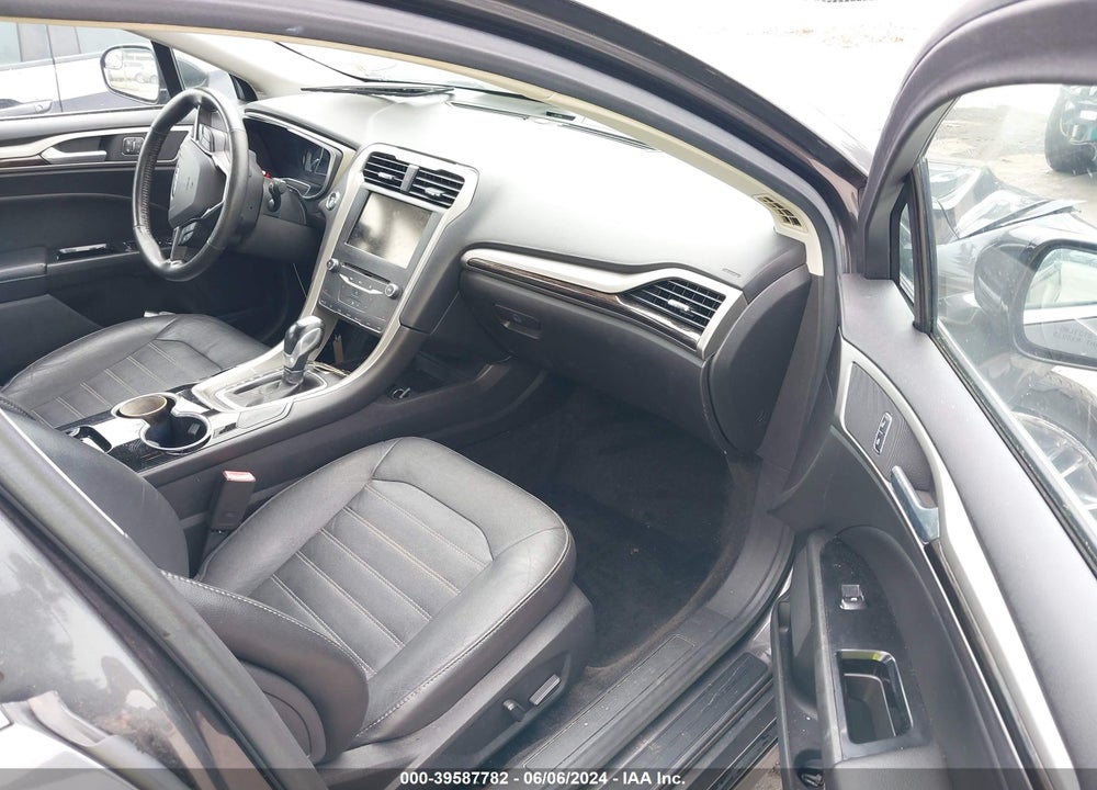 2015 FORD FUSION SE VIN: 3FA6P0T97FR217656