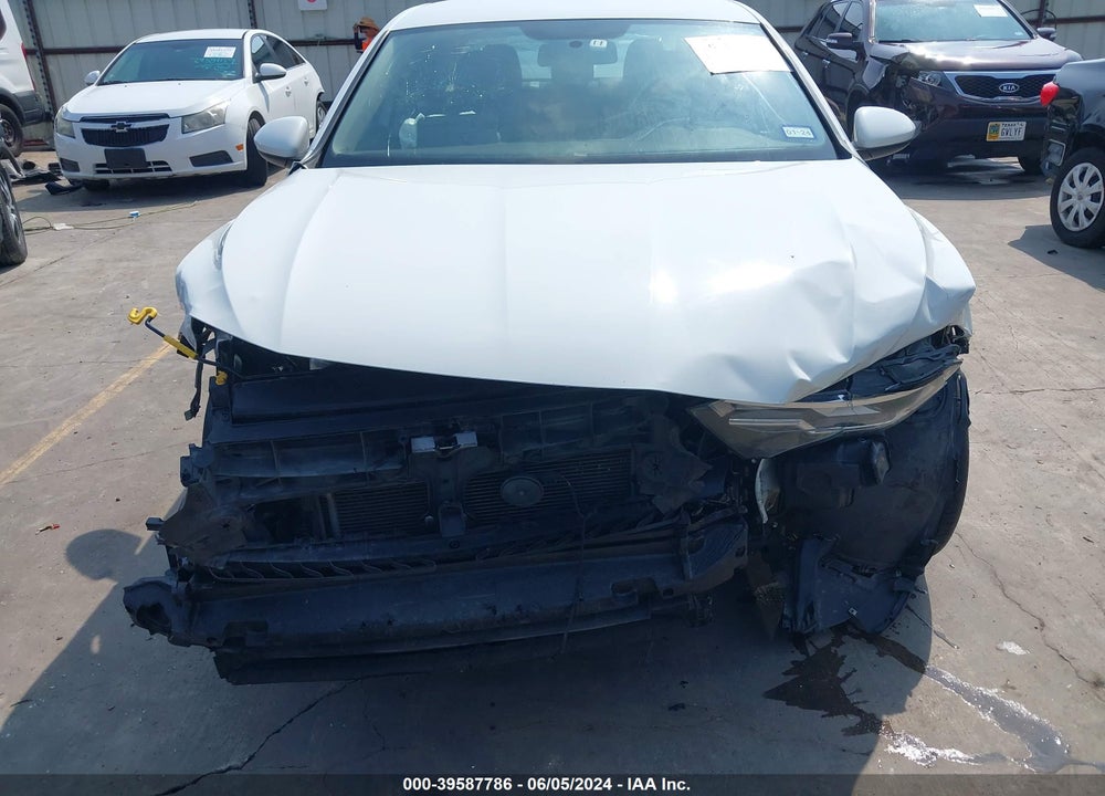2019 VOLKSWAGEN JETTA VIN: 3VWC57BUXKM077057