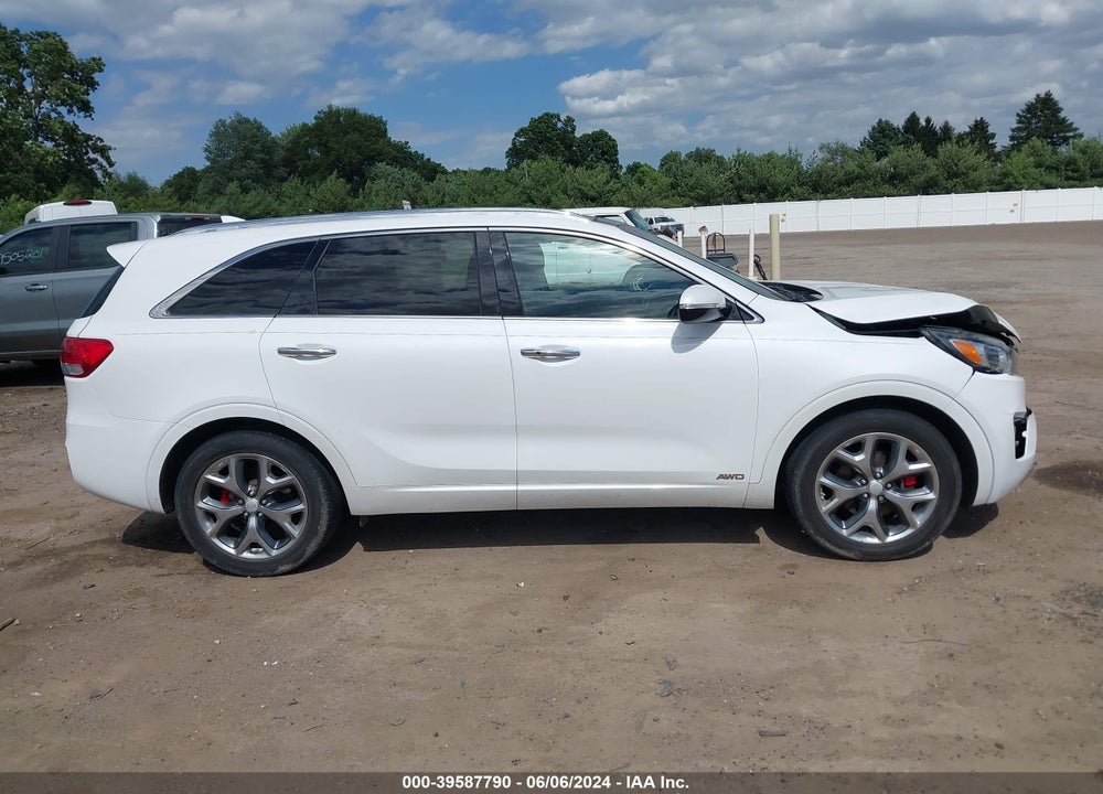 2016 KIA SORENTO 3.3L SX VIN: 5XYPKDA50GG083430