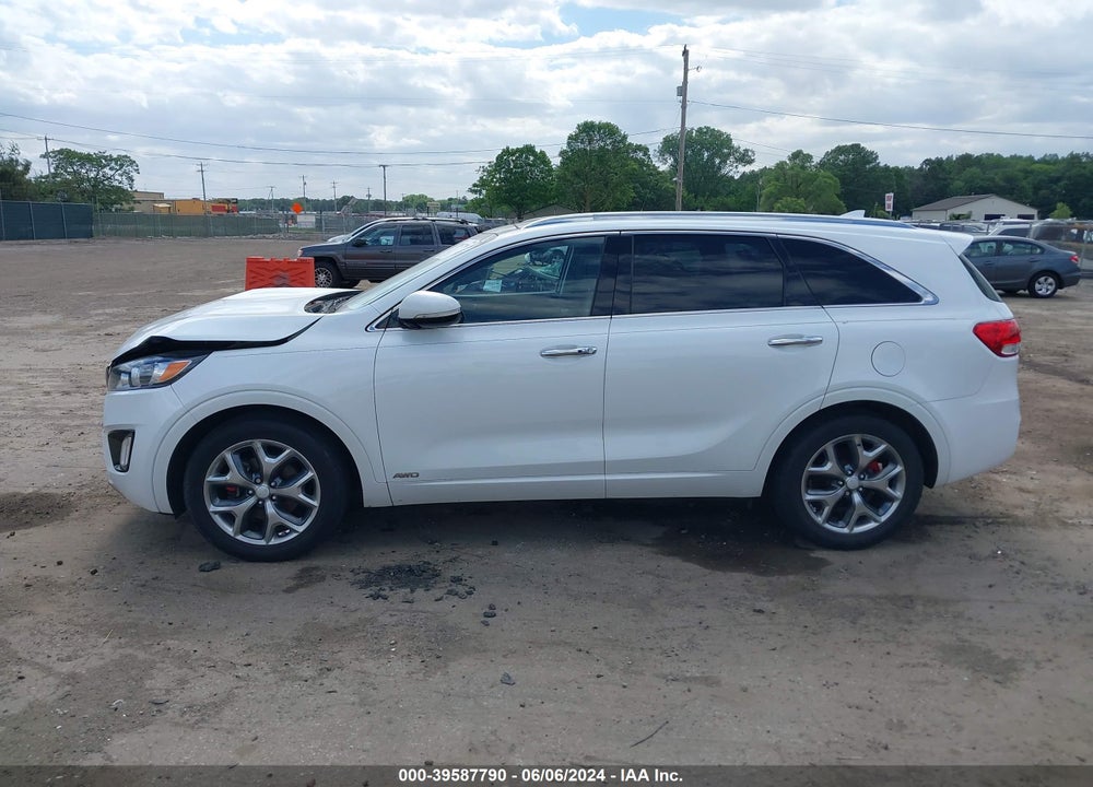 2016 KIA SORENTO 3.3L SX VIN: 5XYPKDA50GG083430
