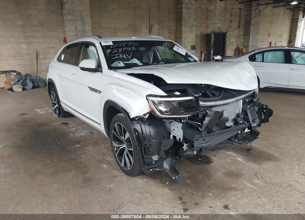 2024 VOLKSWAGEN ATLAS CROSS SPORT 2.0T SEL PREMIUM R-LINE VIN: 1V2FE2CA5RC229408