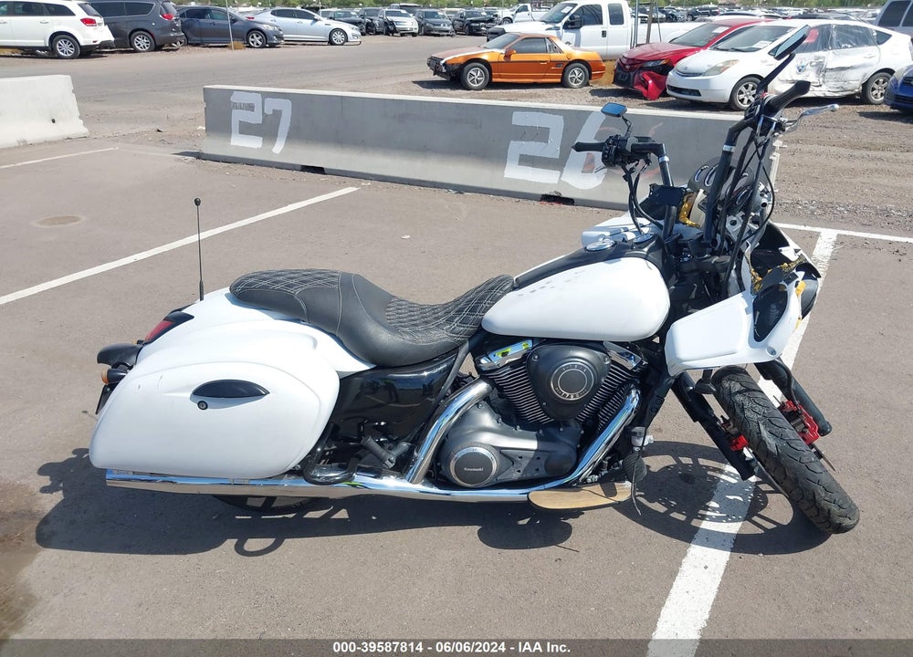 2012 KAWASAKI VN1700 J VIN: JKBVNRJ15CA006027