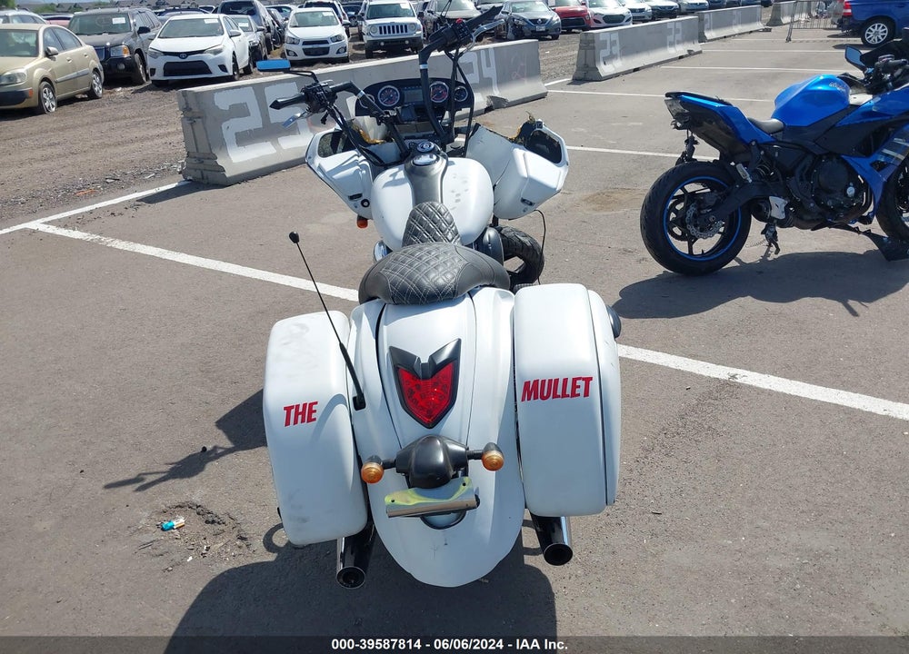2012 KAWASAKI VN1700 J VIN: JKBVNRJ15CA006027