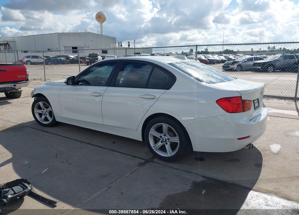 2013 BMW 328I VIN: WBA3A5G51DNP26576