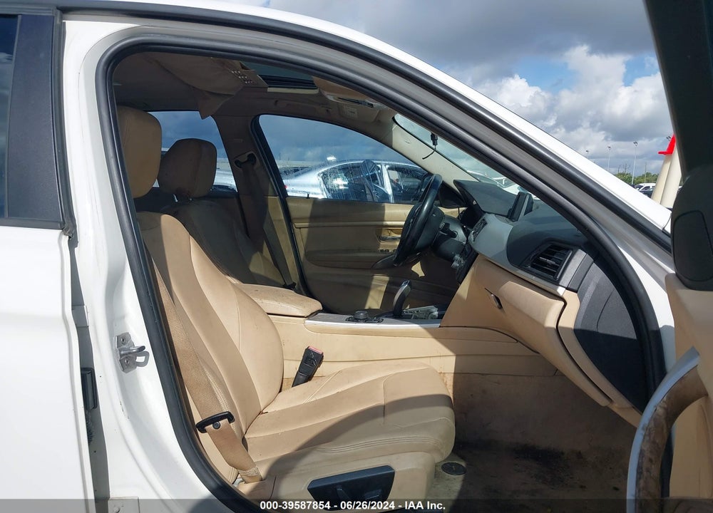 2013 BMW 328I VIN: WBA3A5G51DNP26576