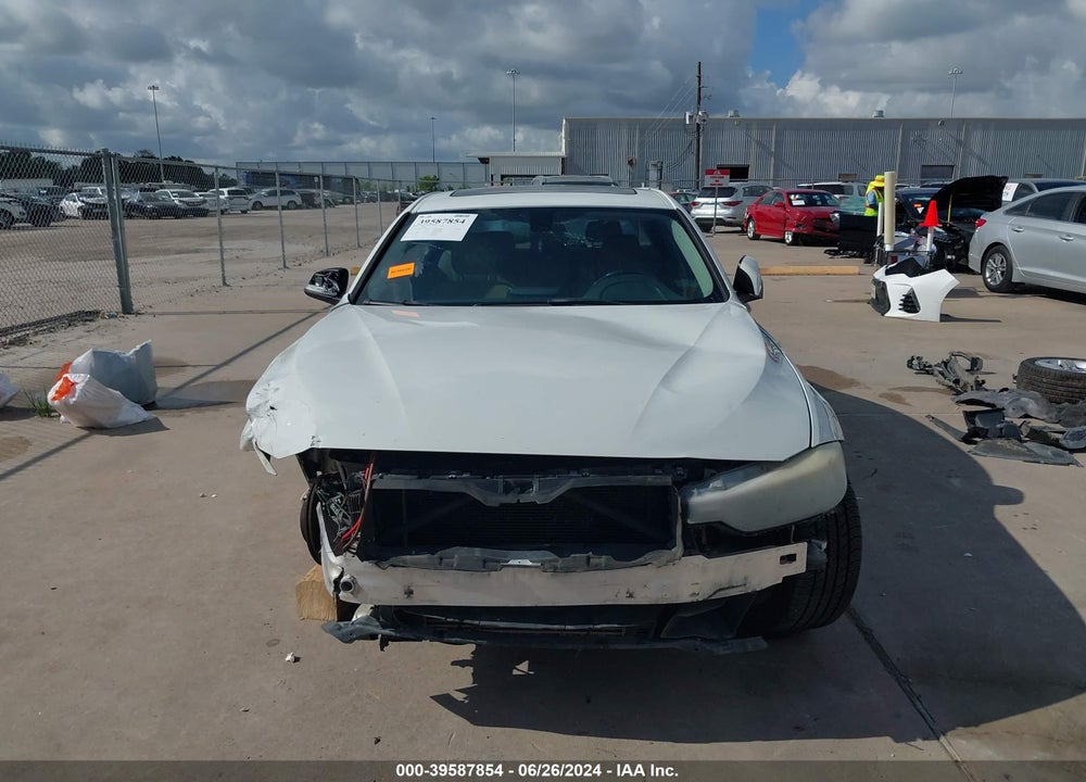 2013 BMW 328I VIN: WBA3A5G51DNP26576