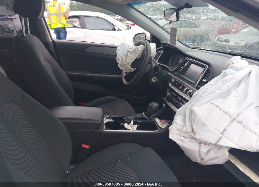 2019 HYUNDAI SONATA SE VIN: 5NPE24AF5KH737341
