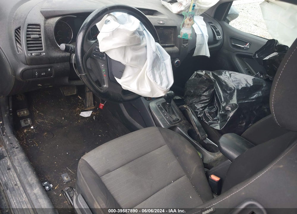 2015 KIA FORTE KOUP EX VIN: KNAFX6A86F5399521