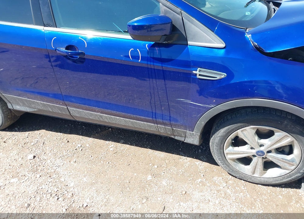 2015 ESCAPE FORD  SE VIN: 1FMCU9GXXFUB28154