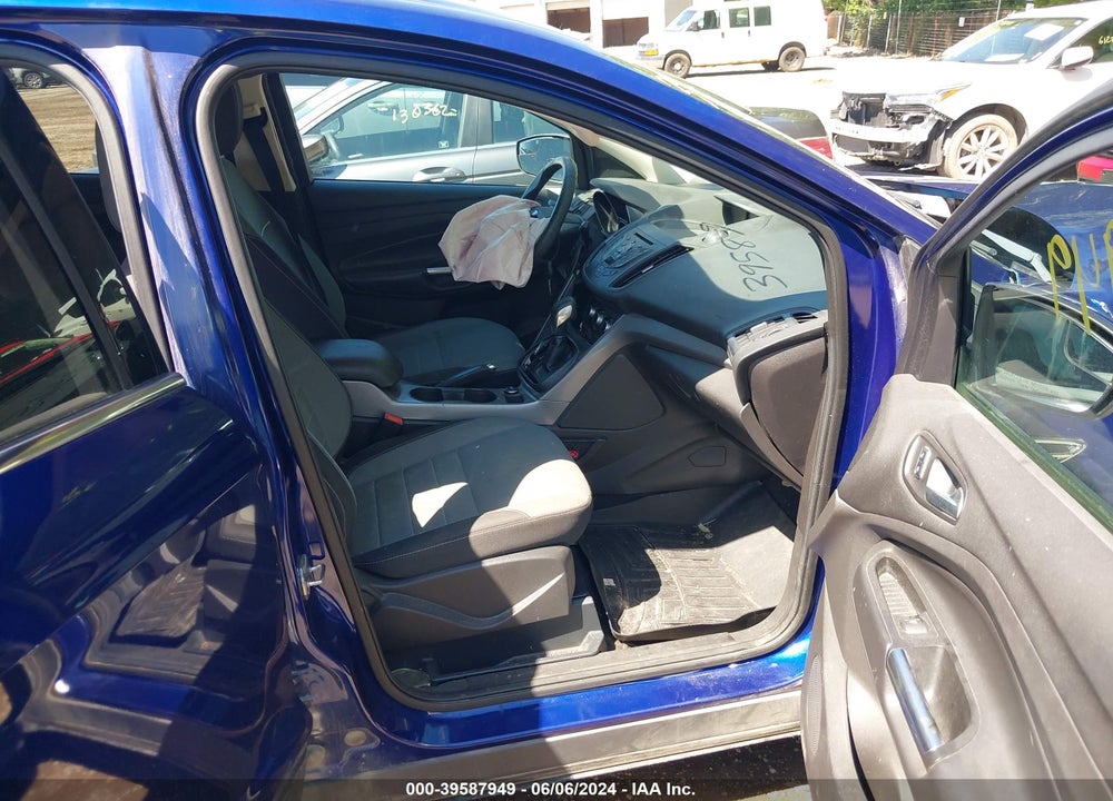 2015 ESCAPE FORD  SE VIN: 1FMCU9GXXFUB28154