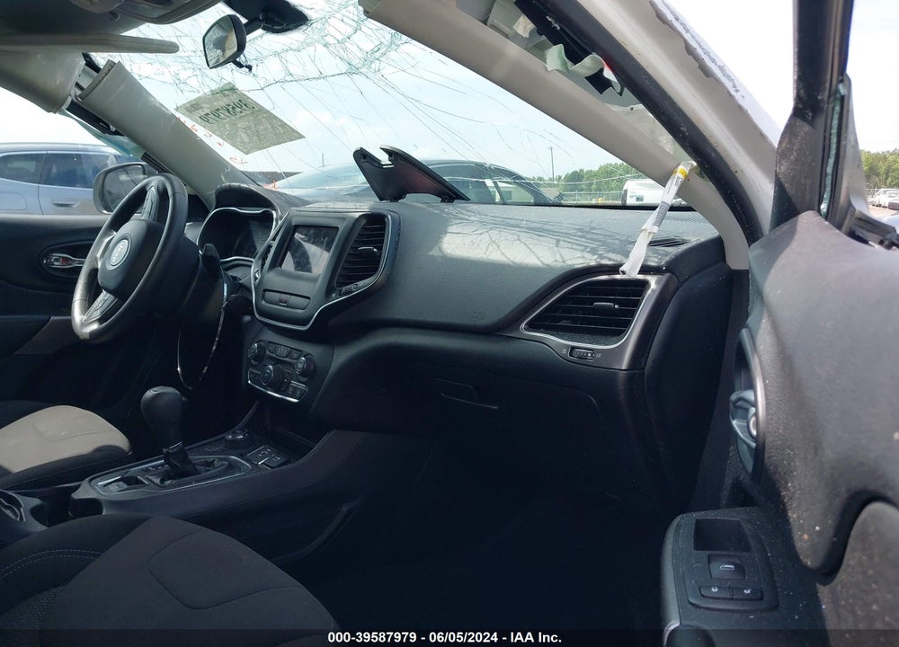2020 JEEP CHEROKEE LATITUDE 4X4 VIN: 1C4PJMCB2LD611855