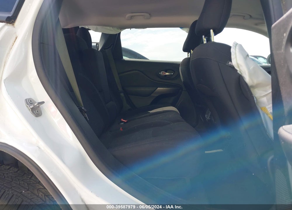 2020 JEEP CHEROKEE LATITUDE 4X4 VIN: 1C4PJMCB2LD611855