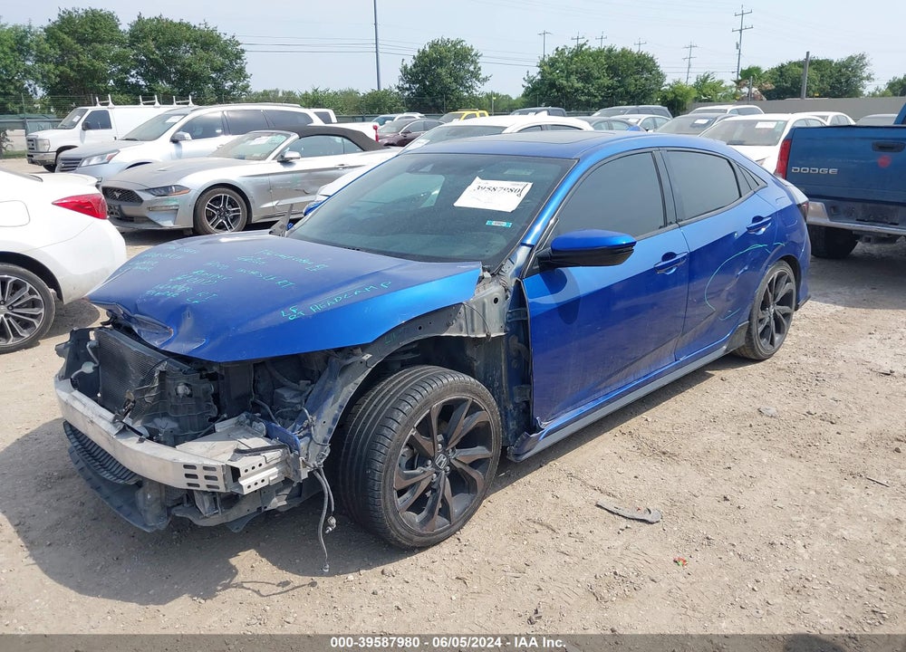 2018 HONDA CIVIC SPORT TOURING VIN: SHHFK7H97JU218826