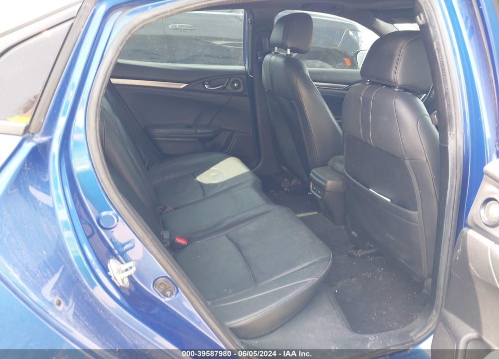 2018 HONDA CIVIC SPORT TOURING VIN: SHHFK7H97JU218826
