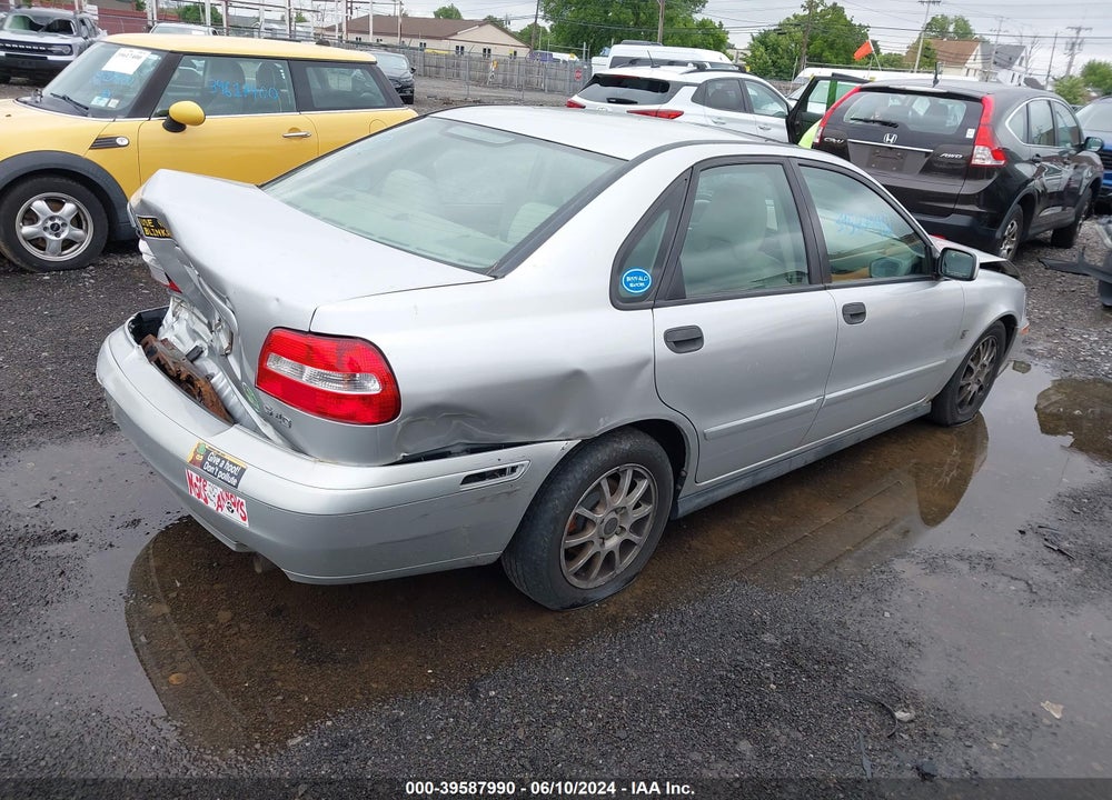 2003 VOLVO S40 A VIN: YV1VS29543F930814