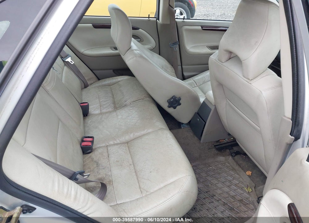 2003 VOLVO S40 A VIN: YV1VS29543F930814