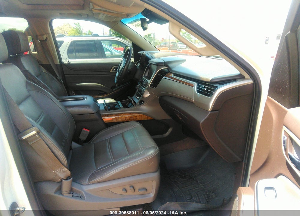 2015 GMC YUKON XL 1500 DENALI VIN: 1GKS2JKJ5FR298939