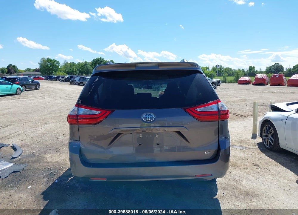 2015 TOYOTA SIENNA LE 8 PASSENGER VIN: 5TDKK3DC9FS554149