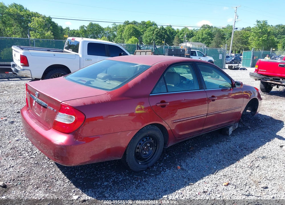 2002 TOYOTA CAMRY LE VIN: JTDBE32K320008302