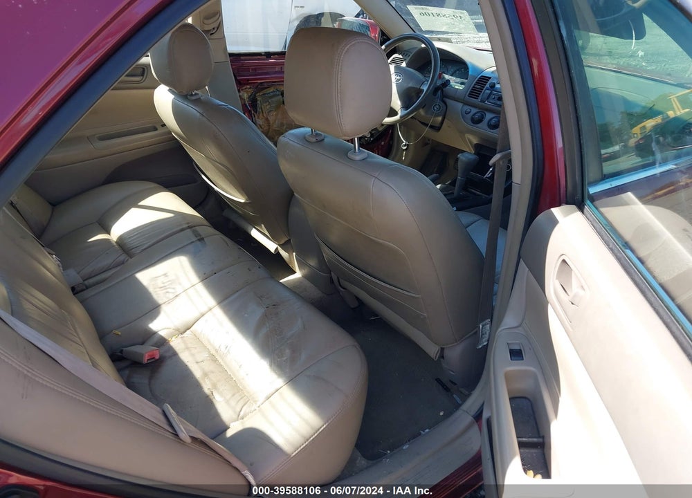 2002 TOYOTA CAMRY LE VIN: JTDBE32K320008302