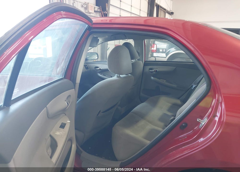 2010 TOYOTA COROLLA LE VIN: 2T1BU4EE3AC405642